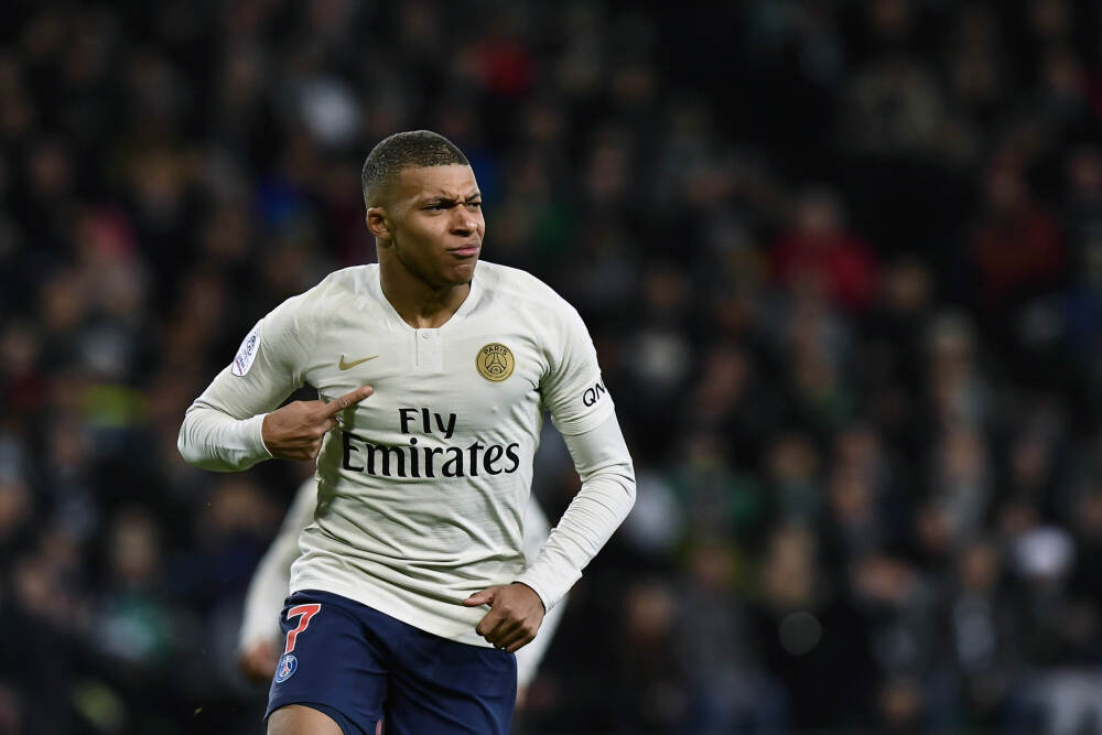 “电竞+信创”双轮驱动显效：雷神科技信创业务连中三项目